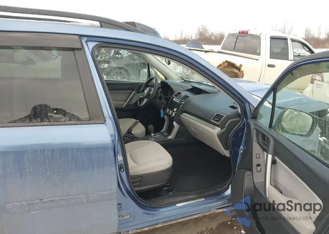 2018 Subaru Forester 2.5I Premium z USA, uszkodzony, nr VIN JF2SJAEC3JH465794